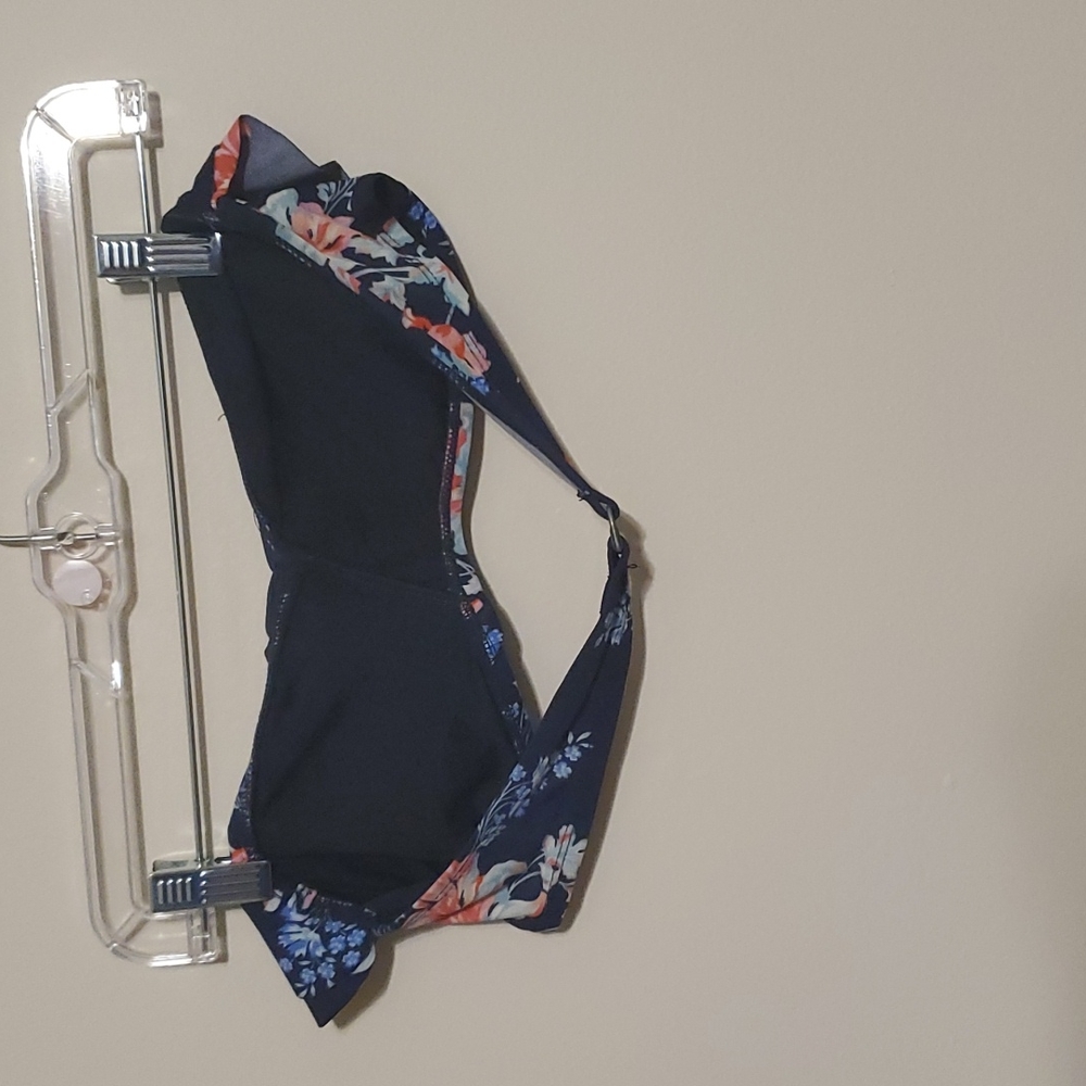 Converse brand navy floral pattern bikini top - Picture 3 of 5